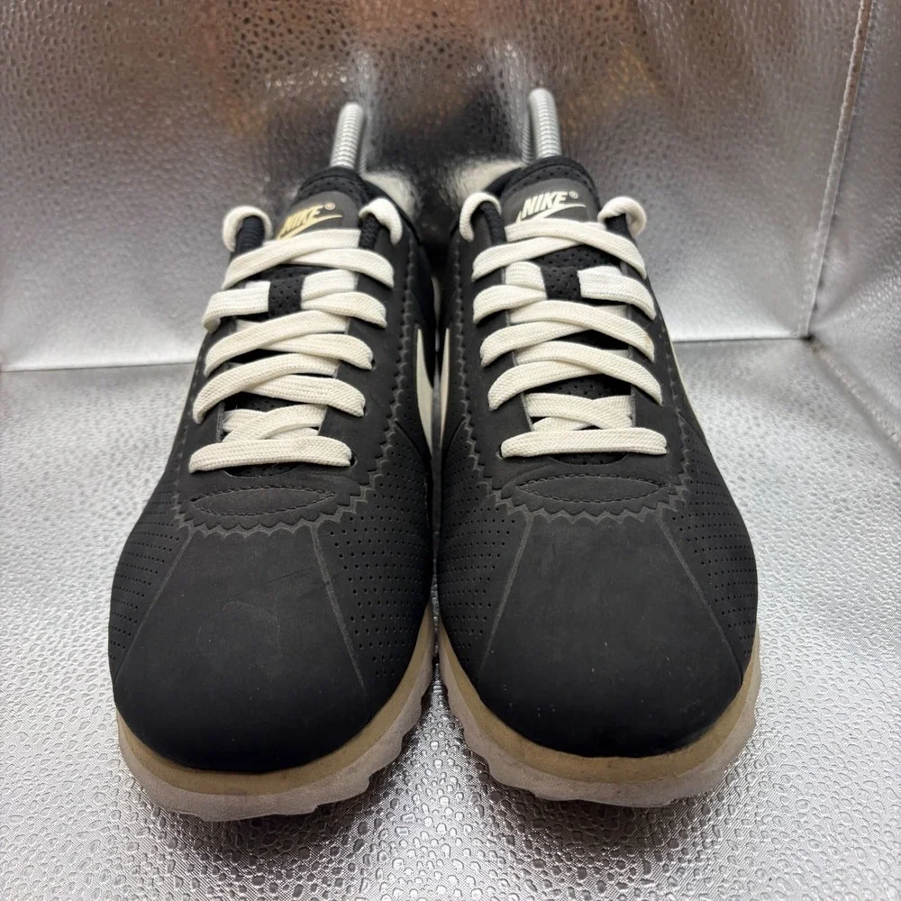 Size 8 Nike Cortez Ultra Moire Black Tan Lace-Up Comfort Sneakers 844893-004